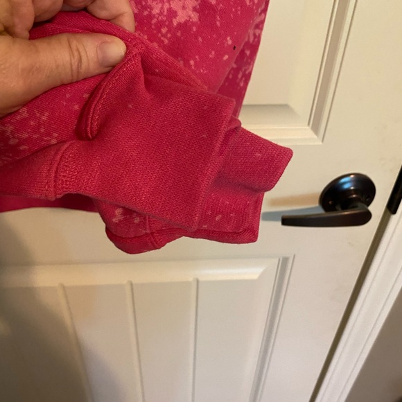 Pink Love Graphic Sweatshirt - Picture 4 of 5